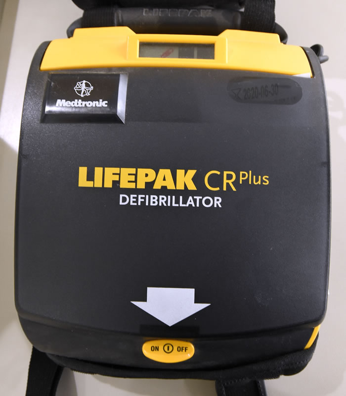 AED（自動体外式除細動器）